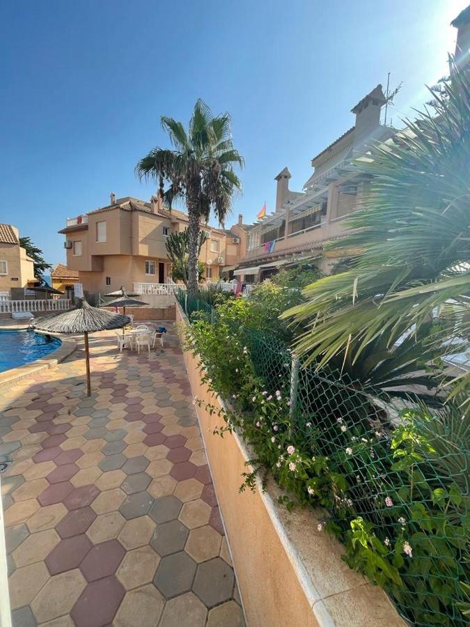 Apartament La Mata Торевиеха Екстериор снимка