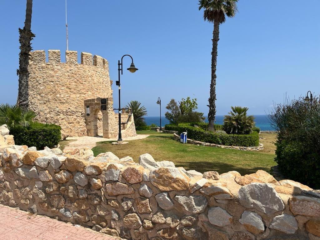 Apartament La Mata Торевиеха Екстериор снимка